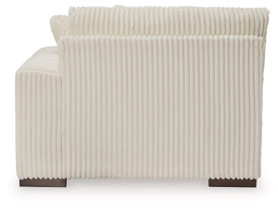 Lindyn Sectional with Chaise