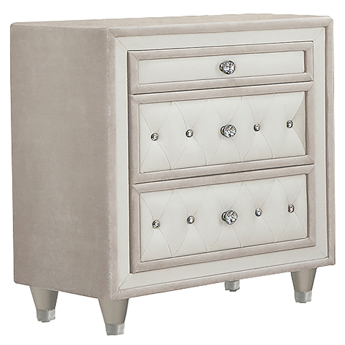 Antonella Nightstand