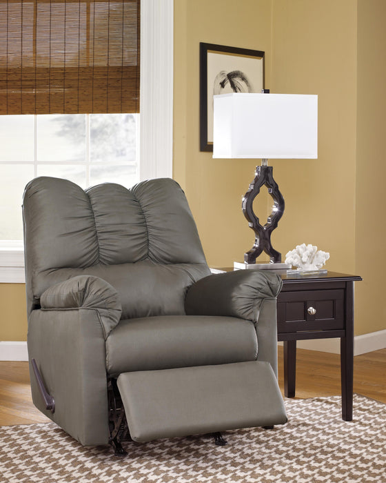 Darcy Living Room Set - Orlando Furniture Outlet (Casselberry,FL)