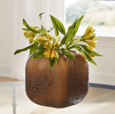 Capard Vase - Orlando Furniture Outlet (Casselberry,FL)
