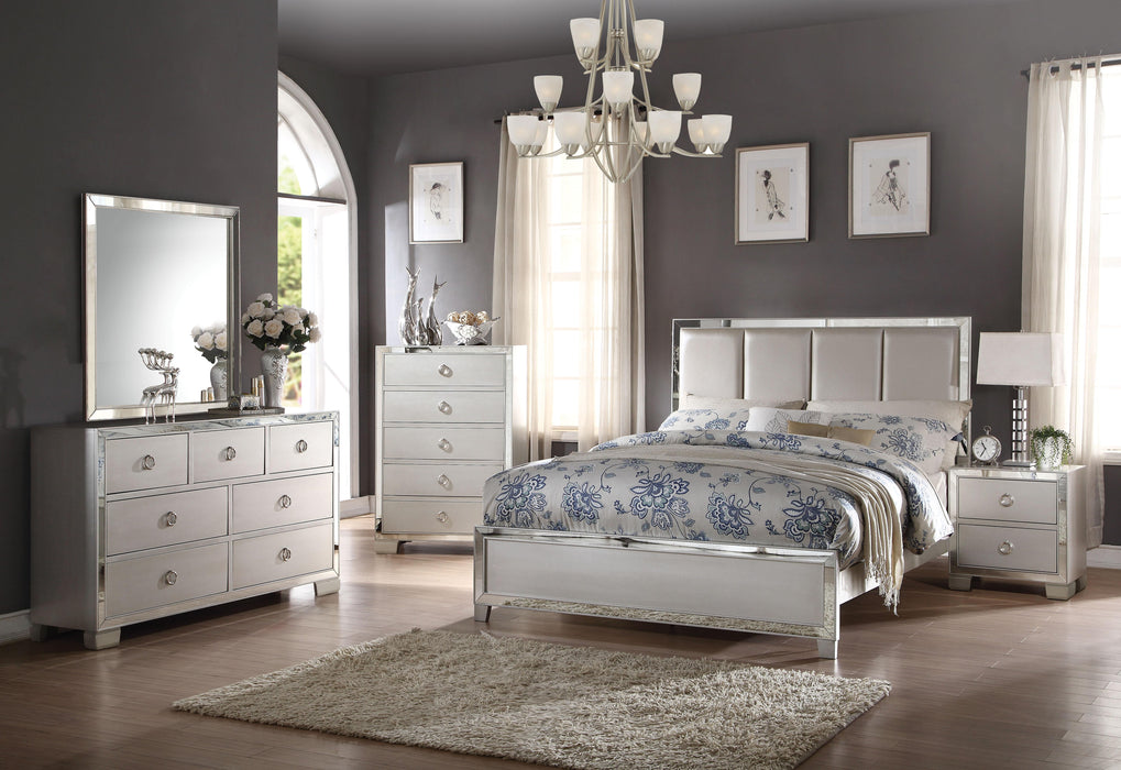 Voeville II Platinum PU & Platinum Queen Bed - Orlando Furniture Outlet (Casselberry,FL)