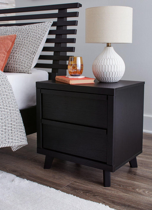 Danziar Nightstand - Orlando Furniture Outlet (Casselberry,FL)