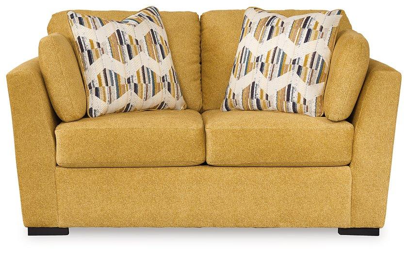 Keerwick Loveseat