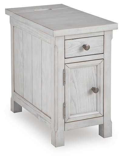 Robbinsdale Chairside End Table - Orlando Furniture Outlet (Casselberry,FL)