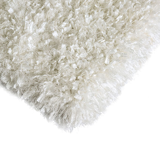 Annmarie White 5' X 8' Area Rug